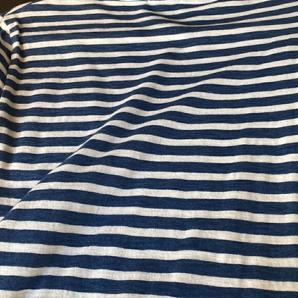 EUC navy and wht stripe with a chest pocket size S - Picture 5 of 6
